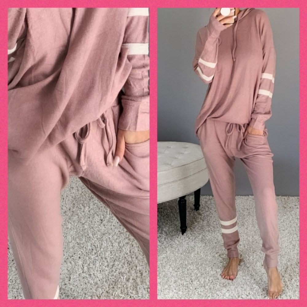 Super Comfy Loung Casual set *small* top & bottom